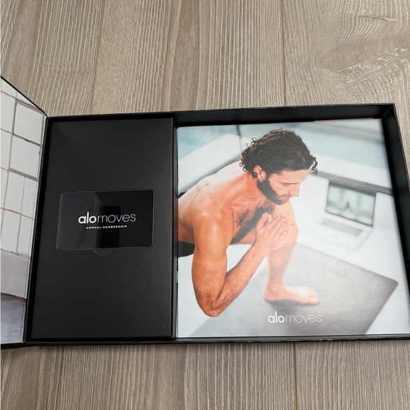 ALO Yoga Other - Alo Moves 1 year membership gift box Pilates clean girl LA fitness workout